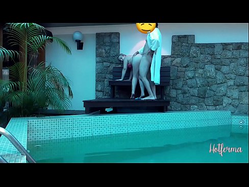 ❤️ A főnök meghívja a szobalányt a medencébe, de nem tud ellenállni egy forró ❌ Pornó videó at hu.sextoysformen.xyz ❤